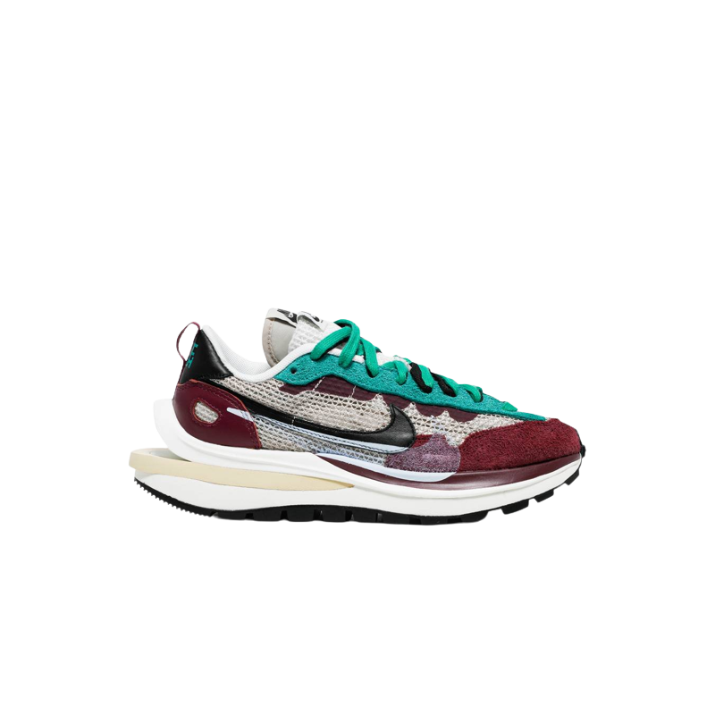 Nike Vaporwaffle Sacai Villain Red Neptune Green