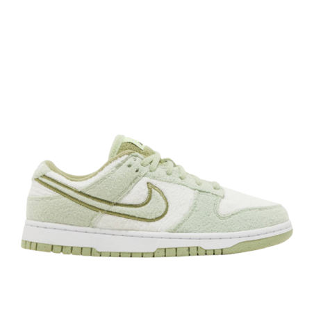 Nike Dunk Low SE Fleece Green