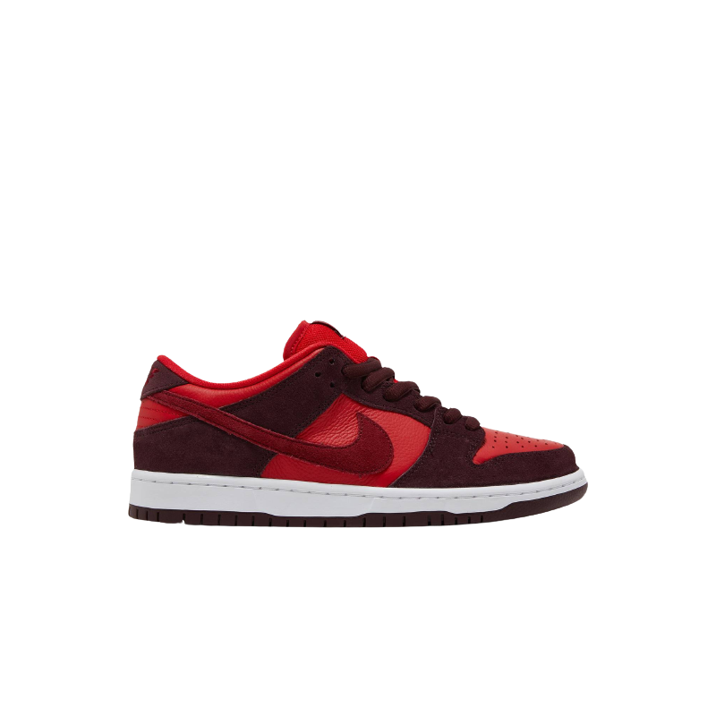 Nike SB Dunk Low Cherry